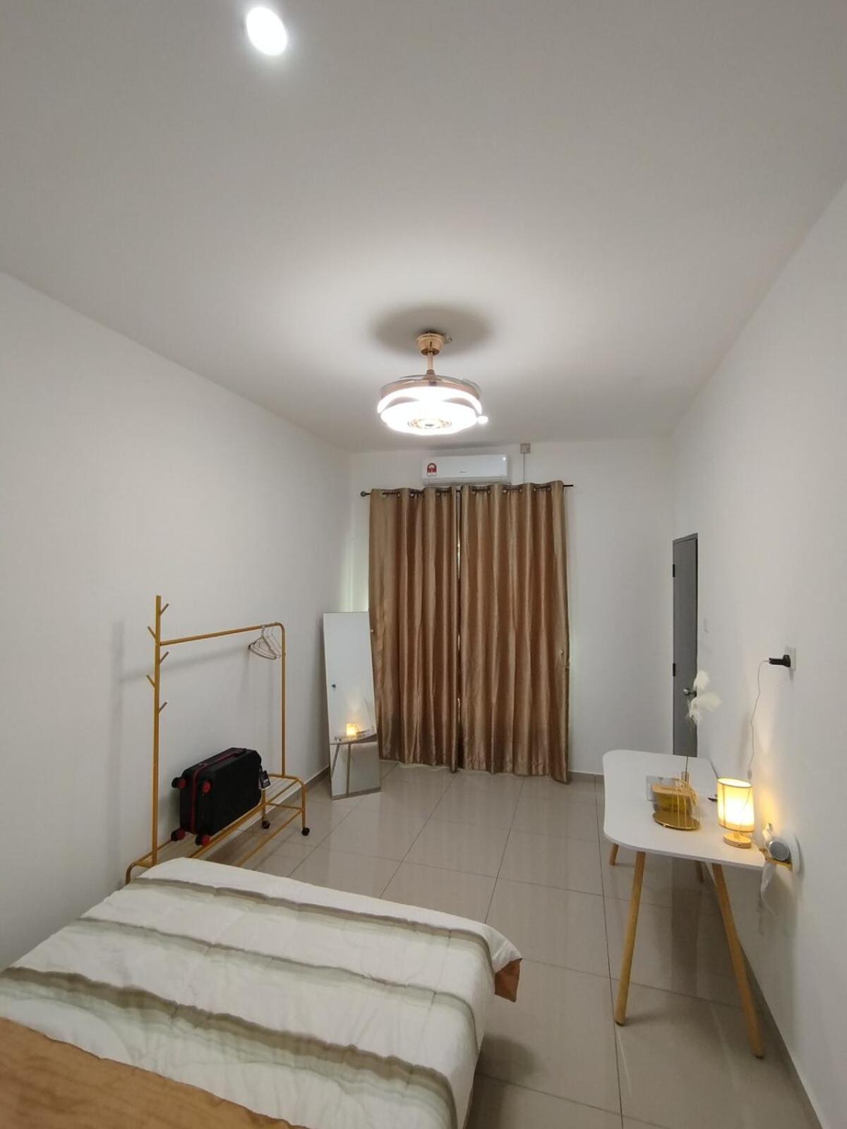 Golden Paradise Holiday home *